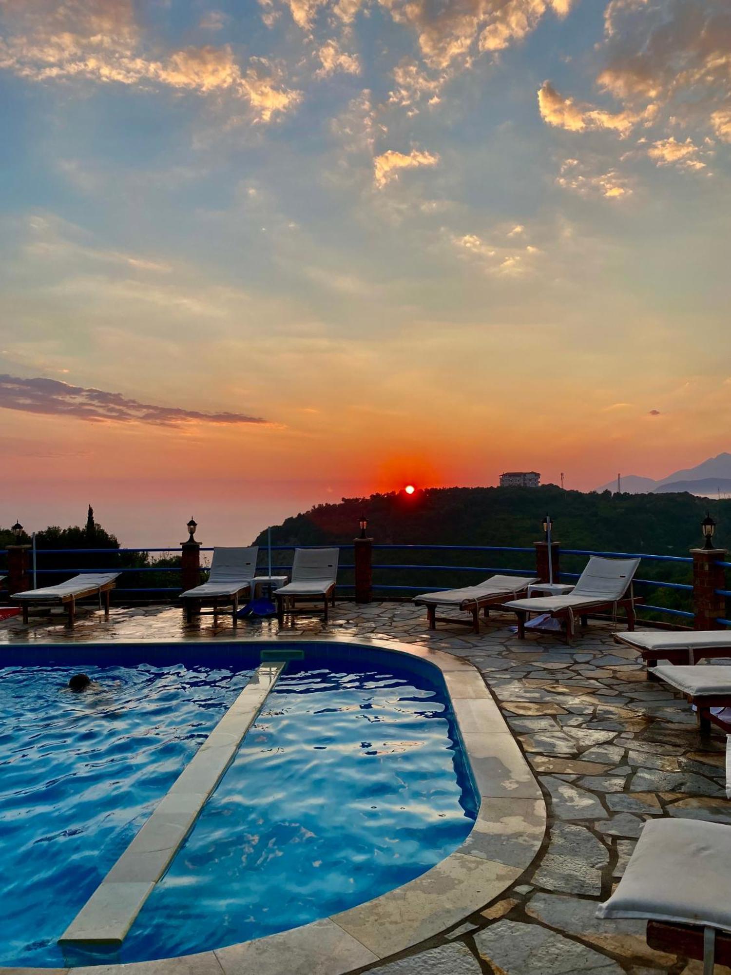 Itaka Summer Rooms Lukova Exterior foto