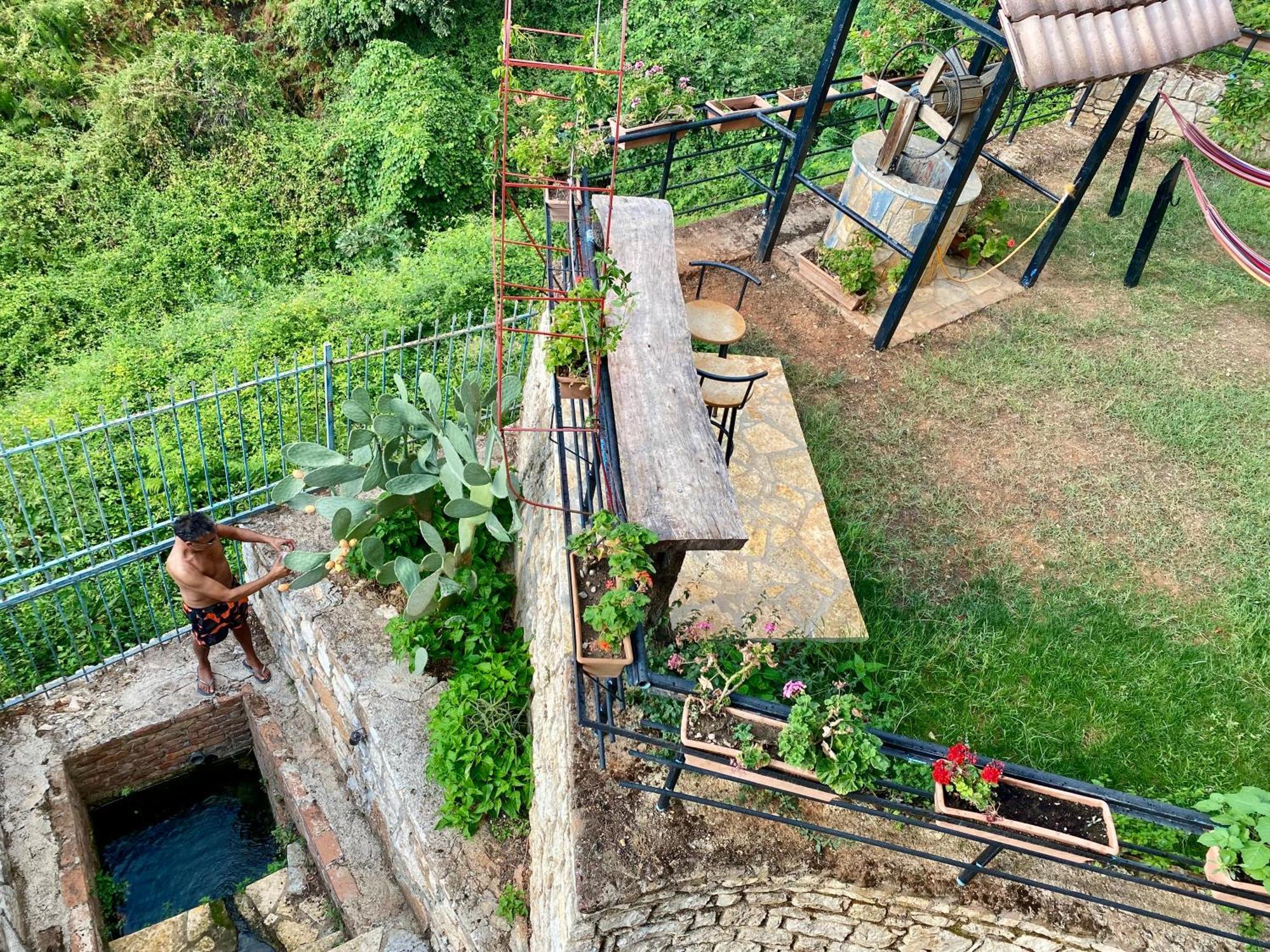 Itaka Summer Rooms Lukova Exterior foto